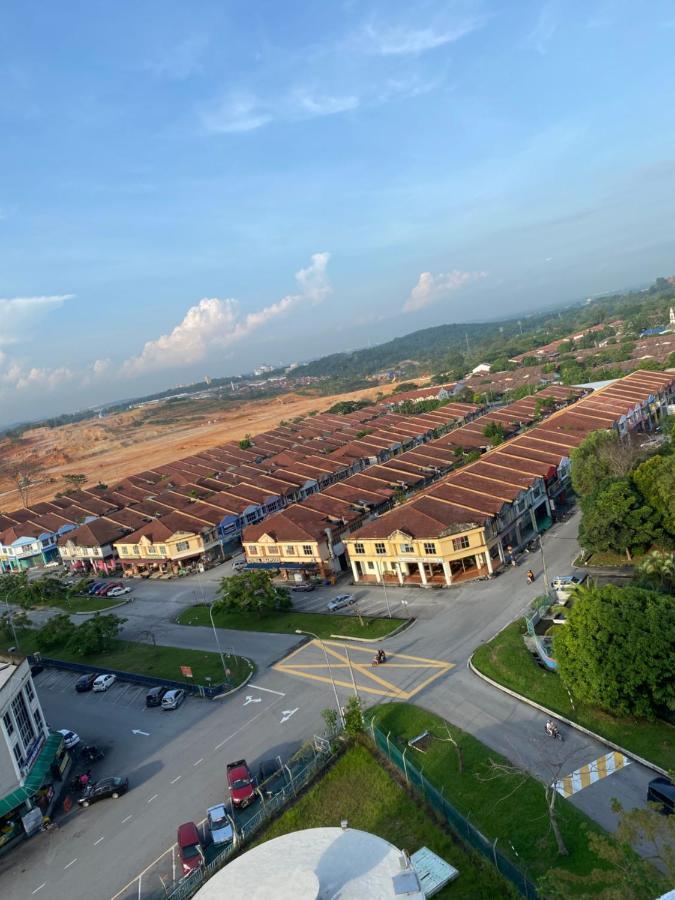 Family Stay, Sepang Klia, Free 2 Parking&Unifi Exterior photo